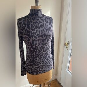 Sleek Soft Leopard Print Turtleneck